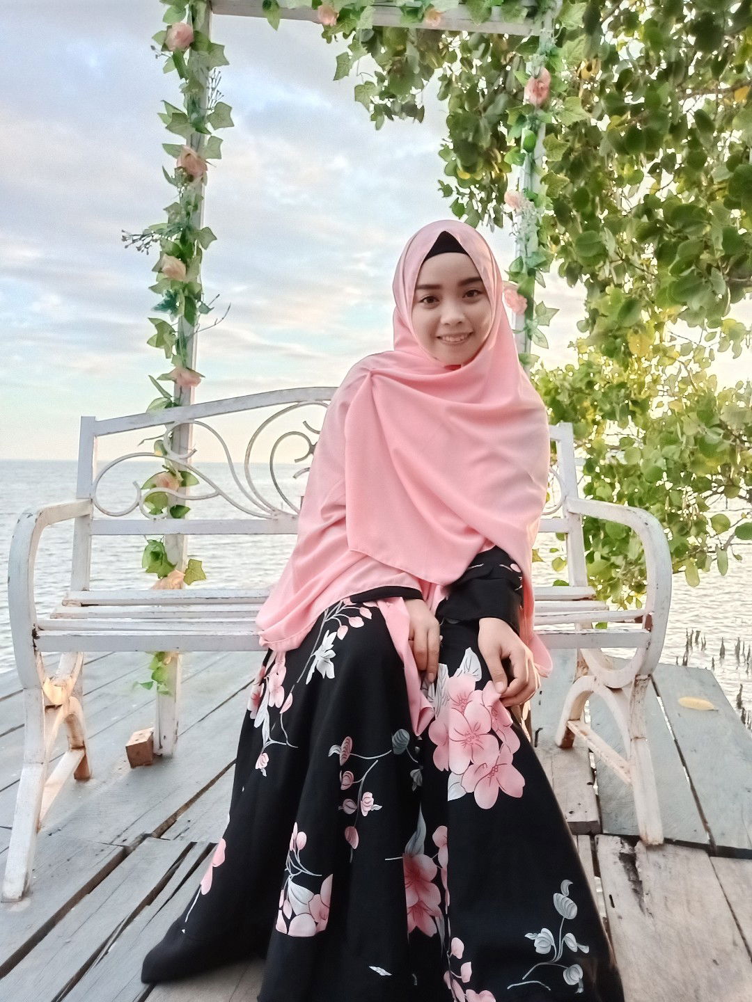 Rostina Sahabuddin profile icon