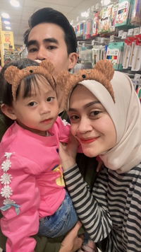 Dinah Lestari profile icon