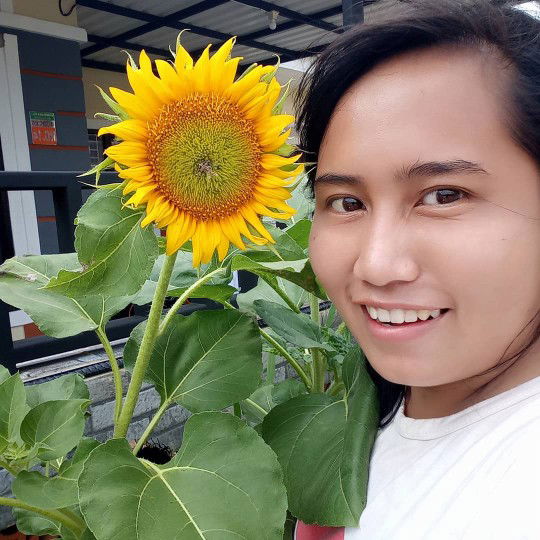 rina marlinah profile icon