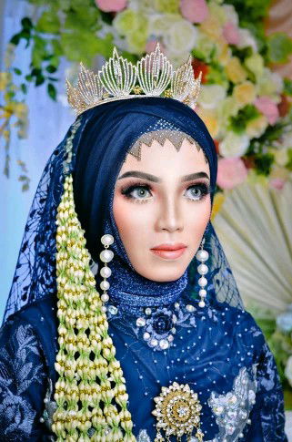 Indah Laksmi profile icon