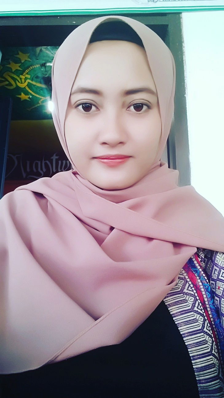 Iza Nikmatul profile icon