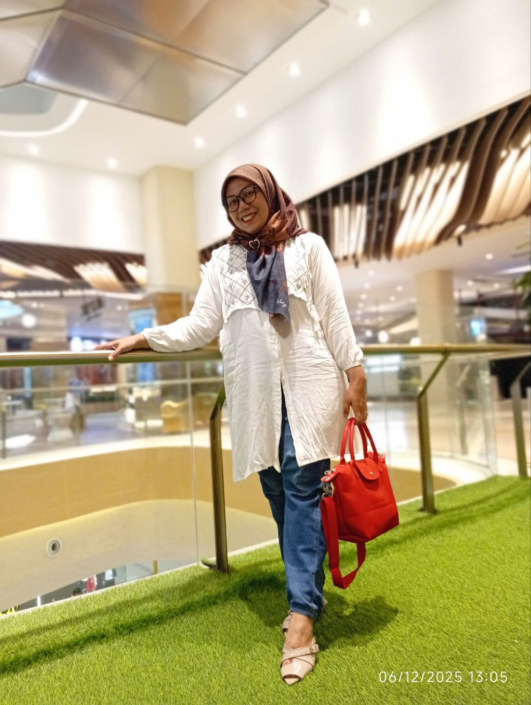 Weny Bestari  profile icon