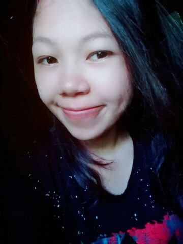 Vennia Pangandaheng profile icon