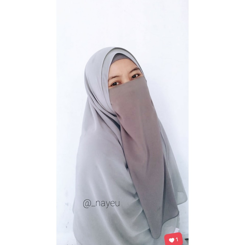 Nia Kurniasari profile icon