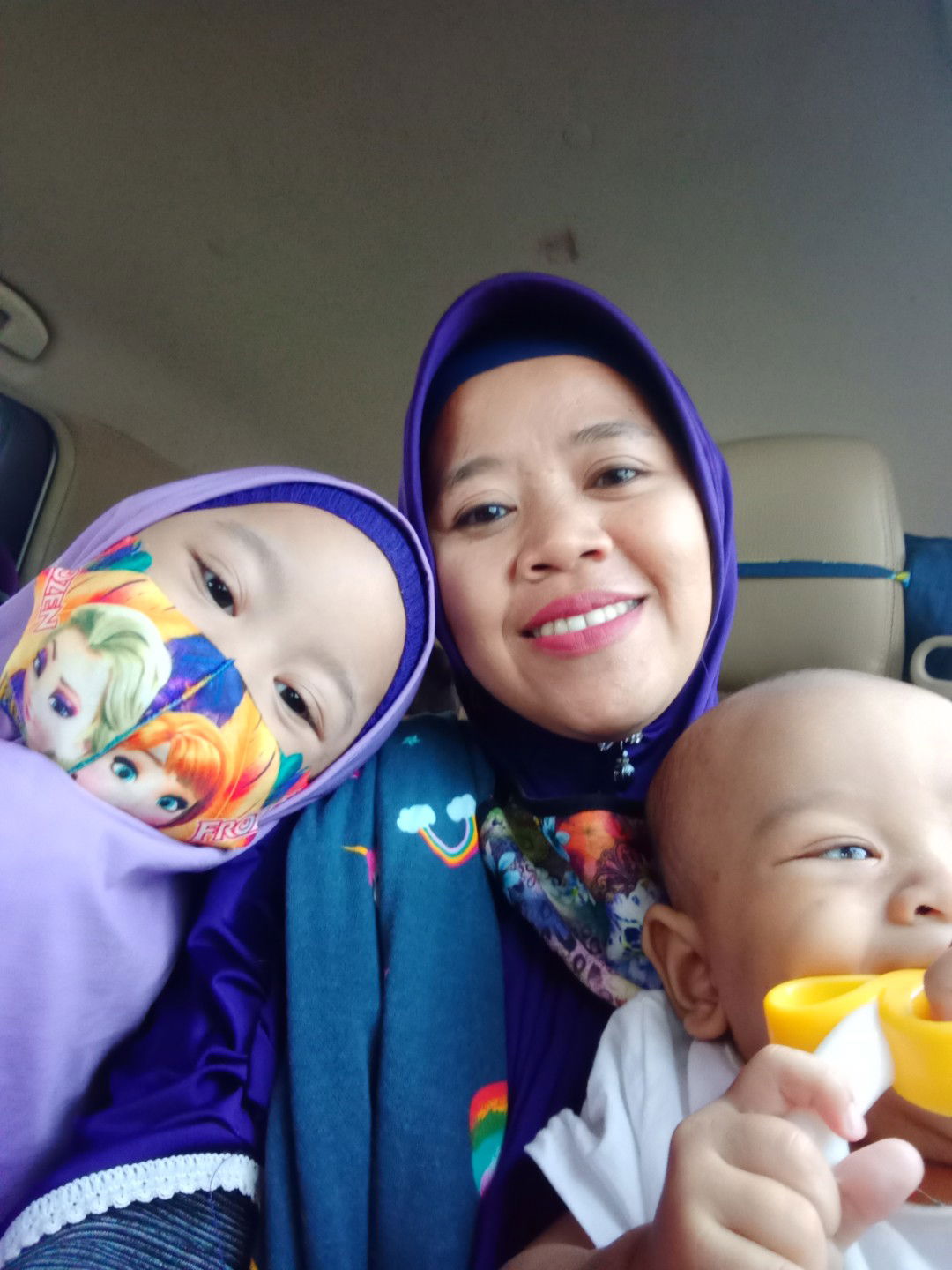 Yanti Firza profile icon