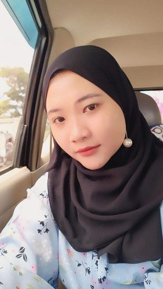 Fitri Rahmatika profile icon