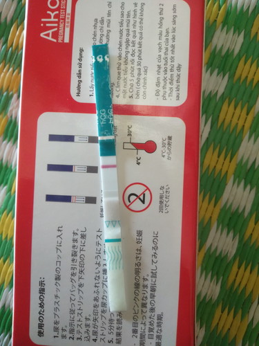 tôi đã dùng que thử thai để thử và que thử lên rất nhanh mà chỉ thấy vạch dưới mờ nhìn kĩ lắm mới thấy liệu có đạt k.ngày 19/6/2020
