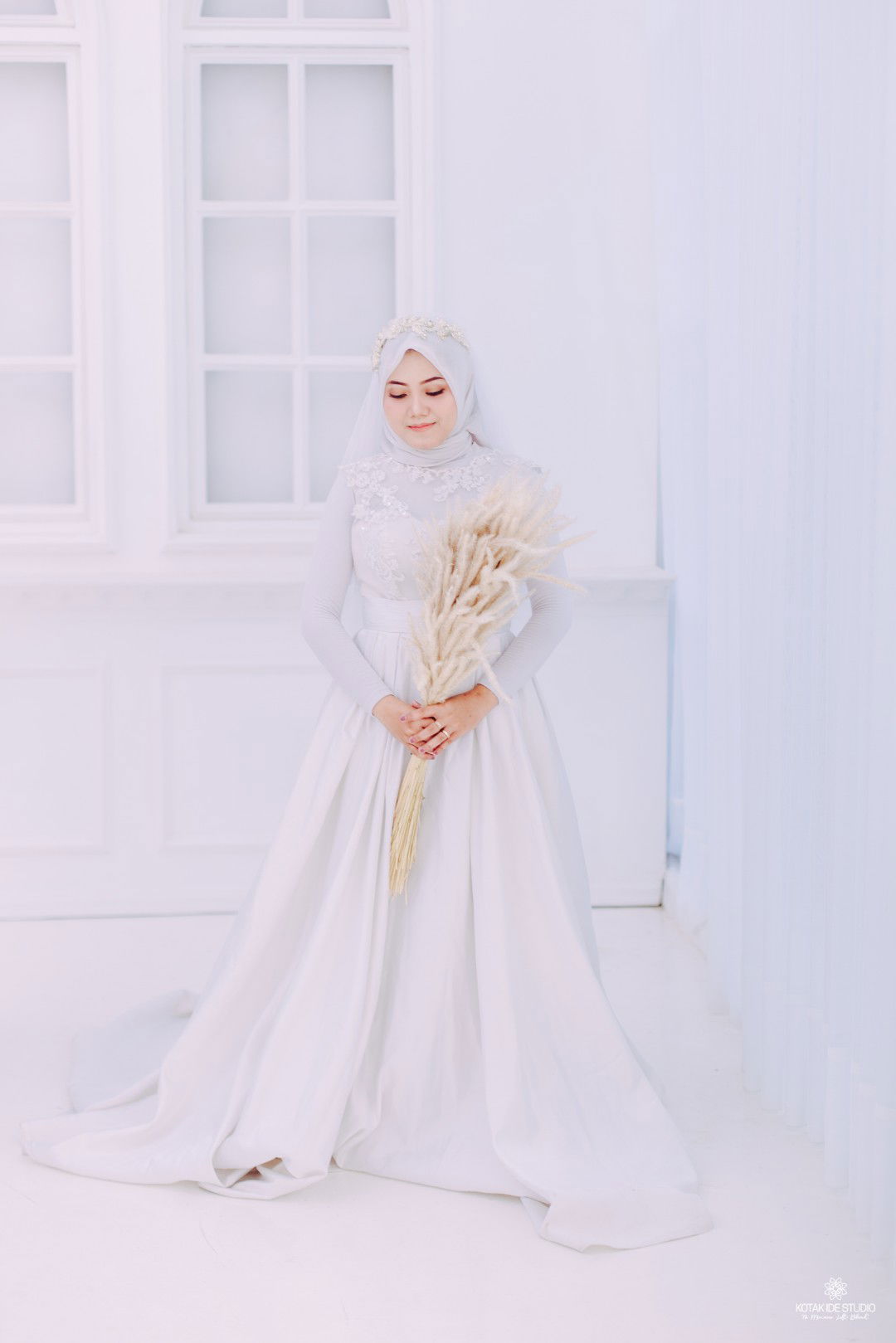 Mella Wati profile icon