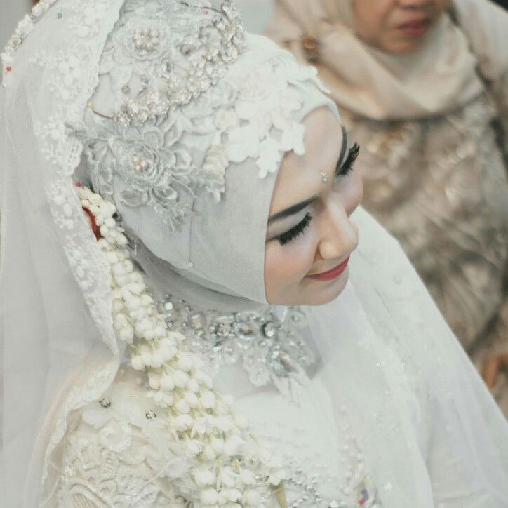 Ifqoh Cahyani profile icon