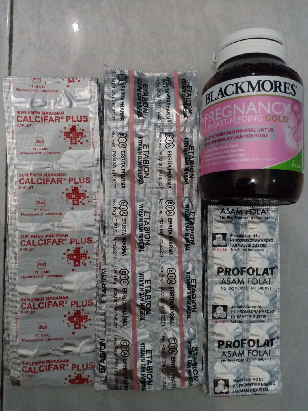 Vitamin dari bidan & blackmores