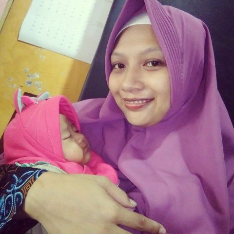 Dhian Lestariie profile icon