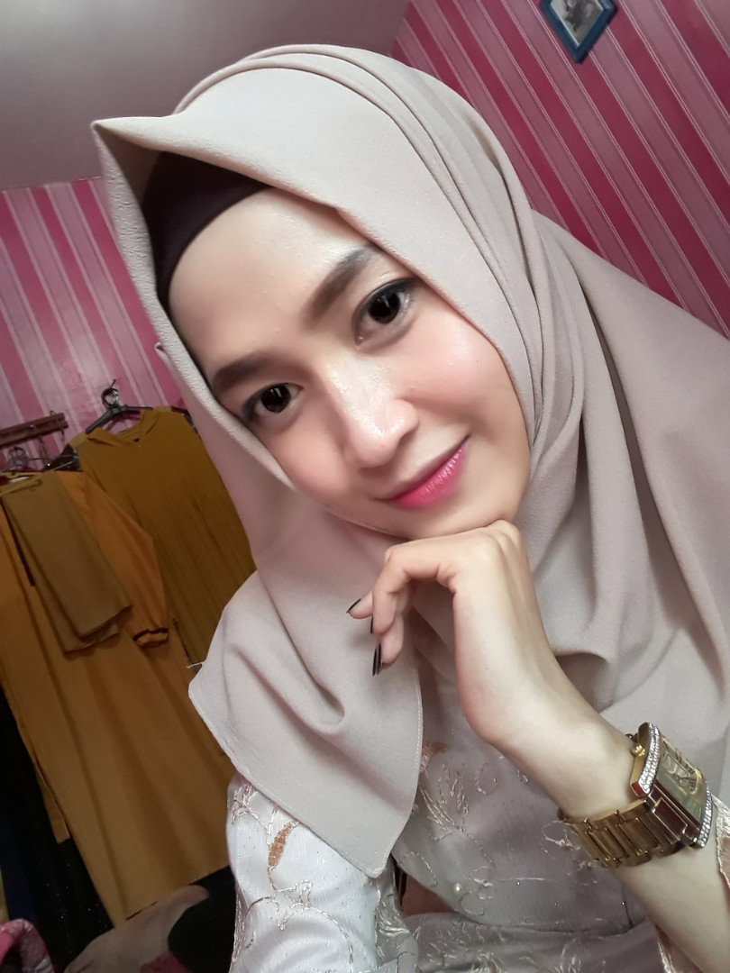 siti sarah profile icon