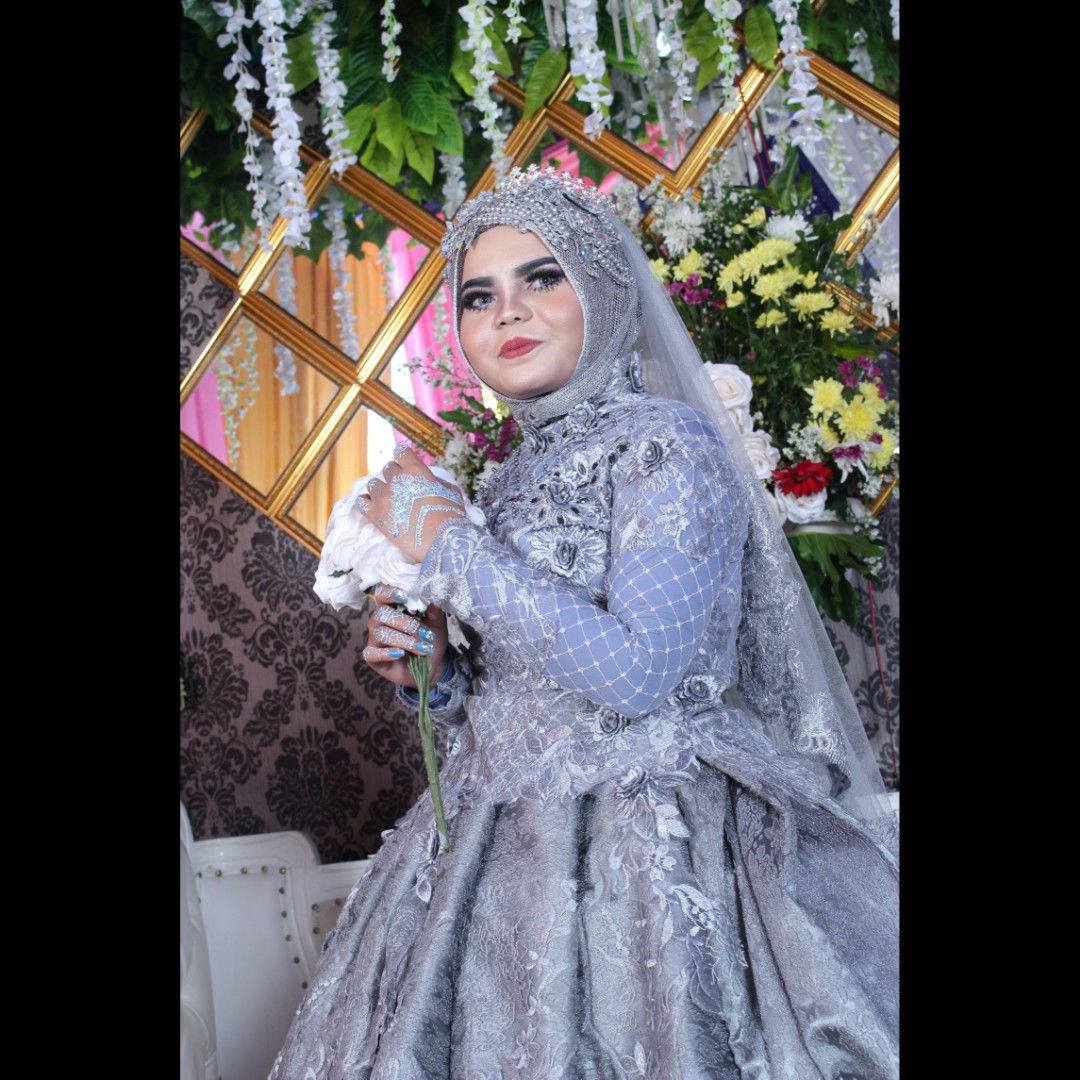 Wini Fitriani profile icon