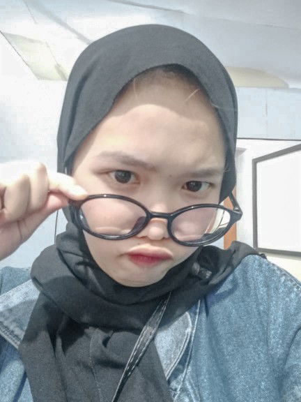 Fina Putriii profile icon