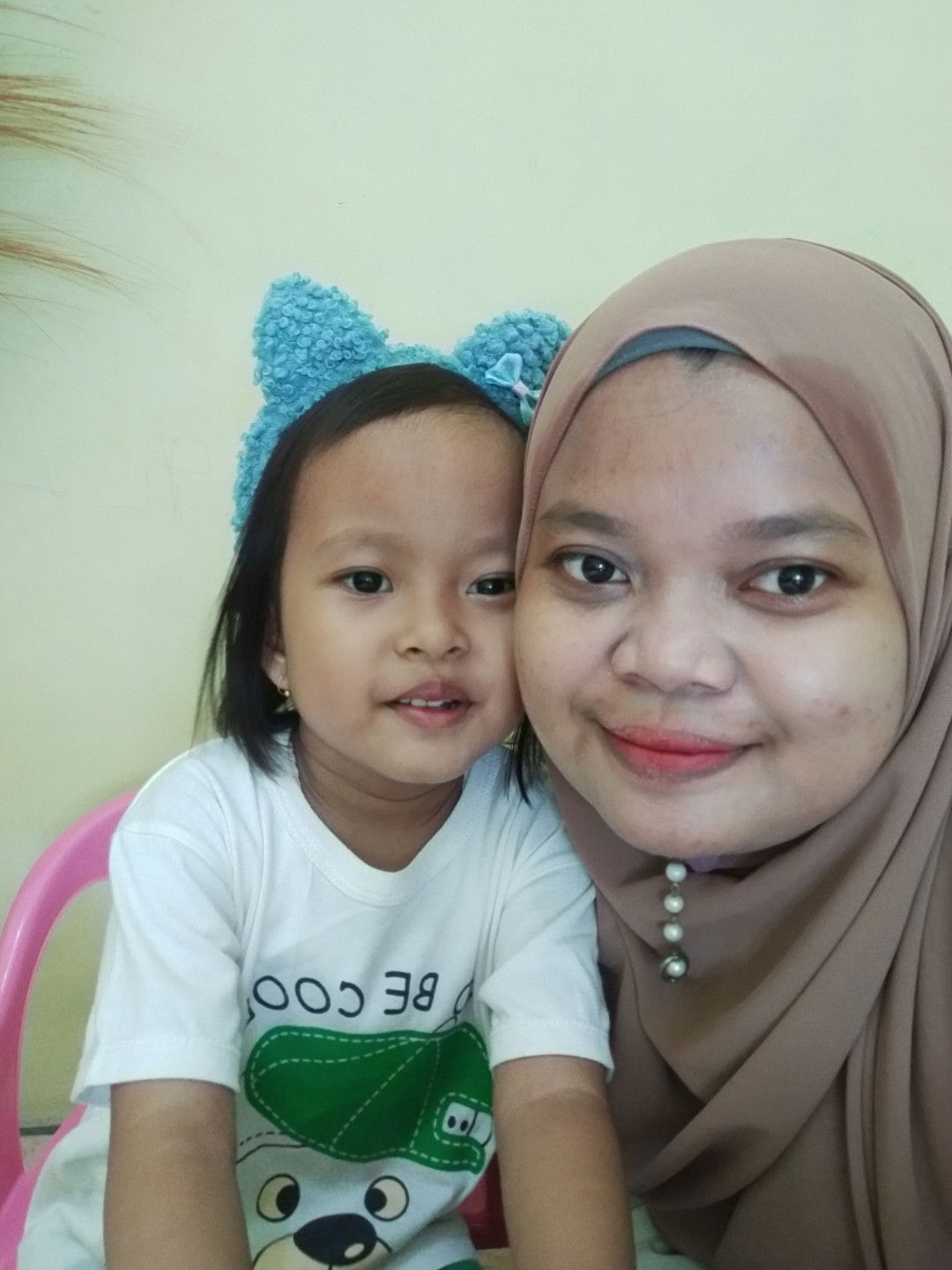 Ratna Tita profile icon