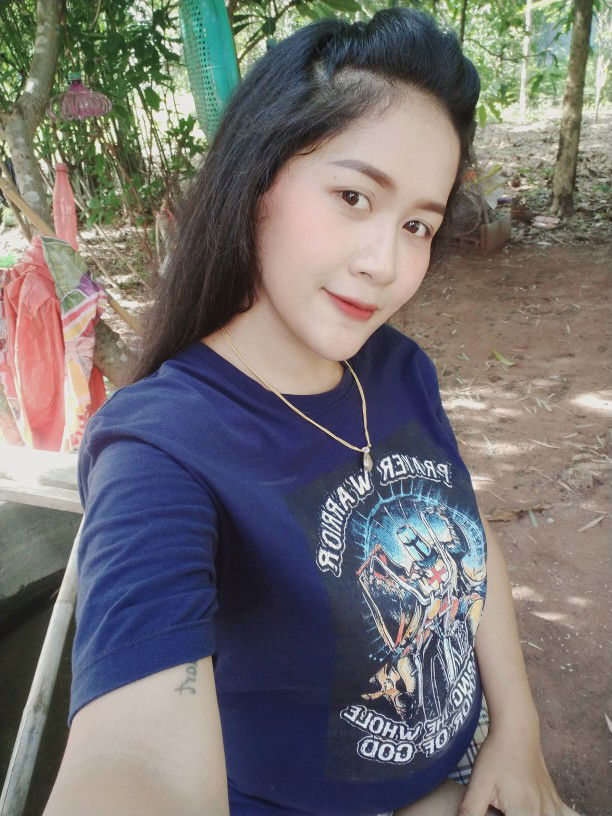 ainthira profile icon