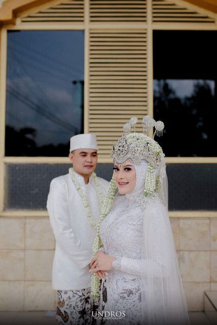 amelia pratiwi profile icon