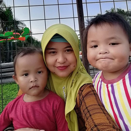 imas siti saadah  profile icon