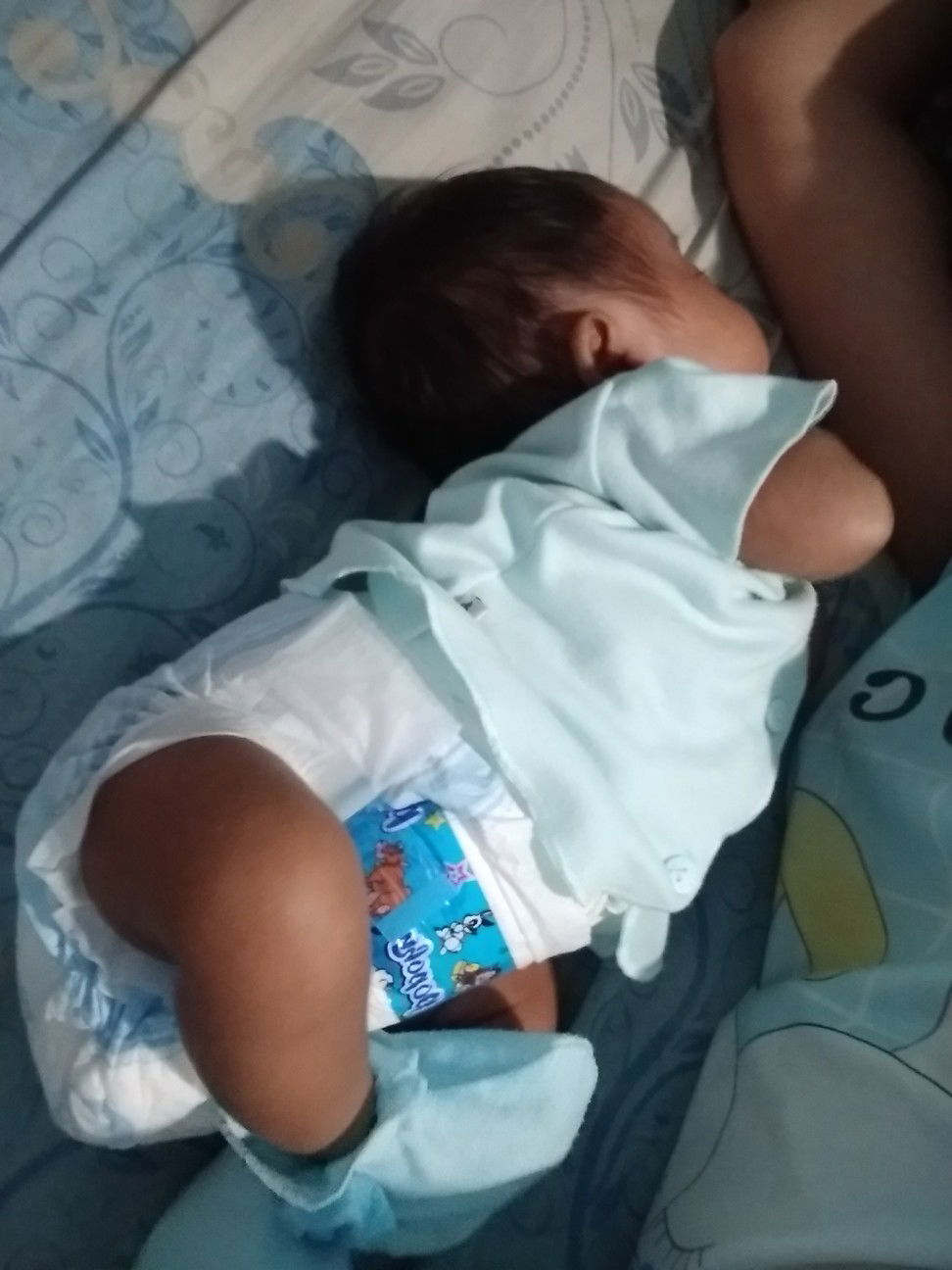 bayi mulai miring