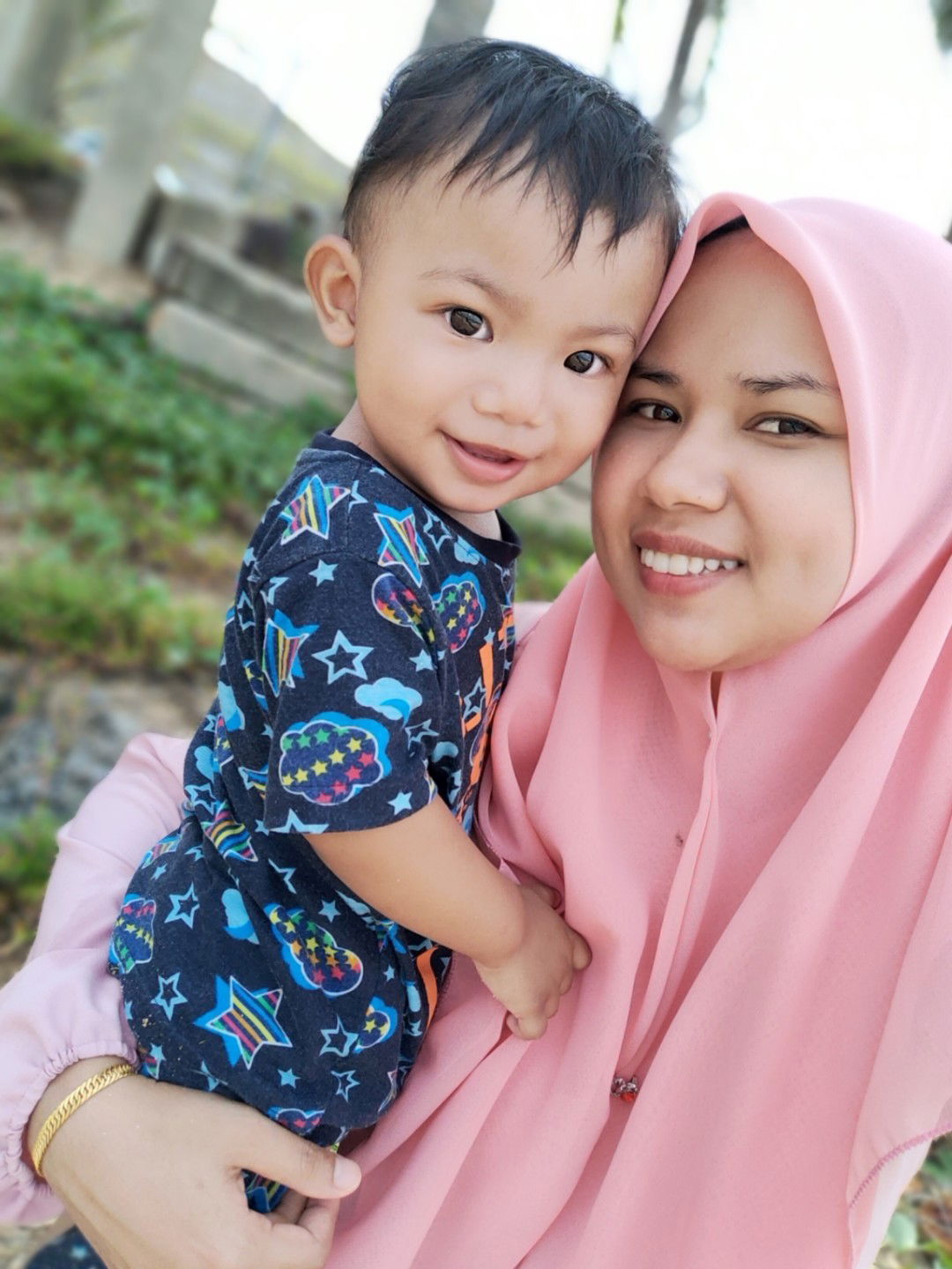 Nora Fizah profile icon