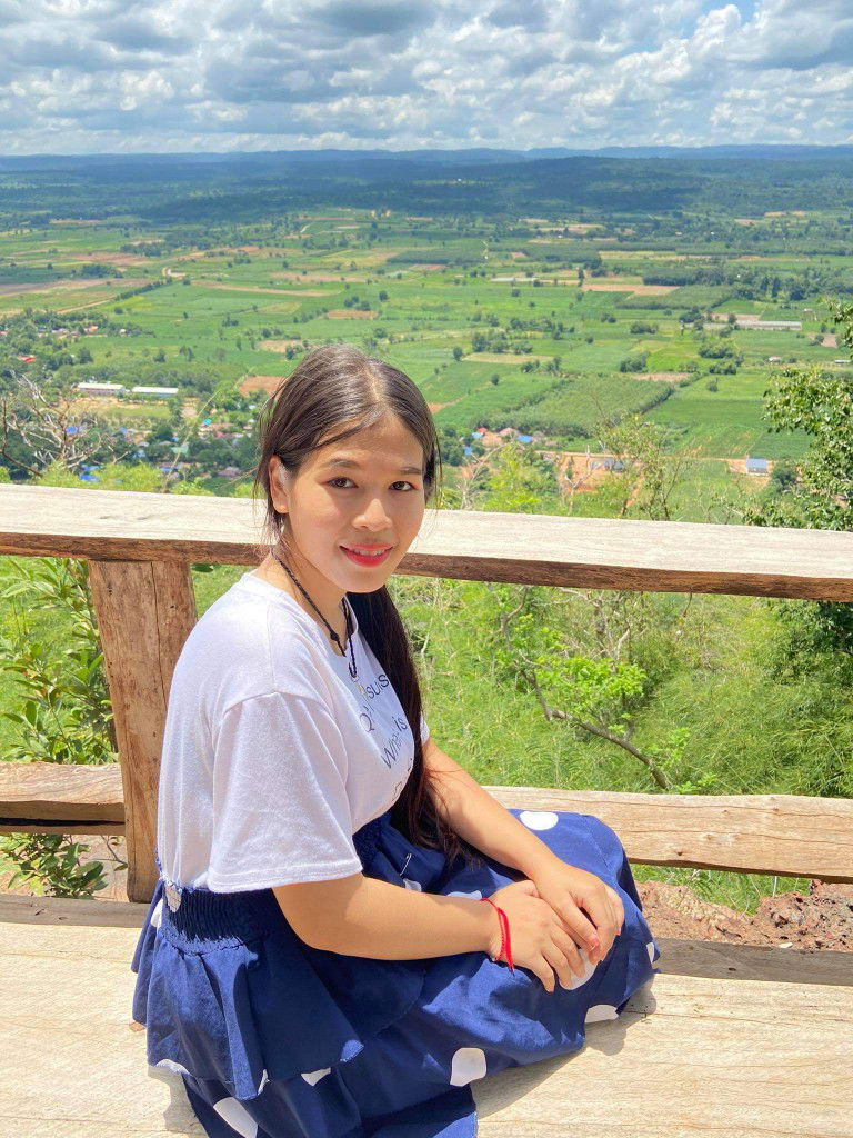 Bom Khanthamas. profile icon