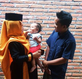 mommy nayla profile icon