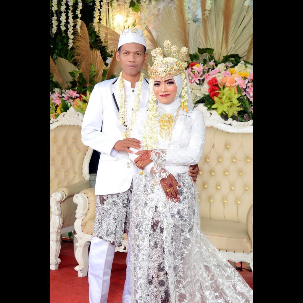 Rini Setiawati profile icon