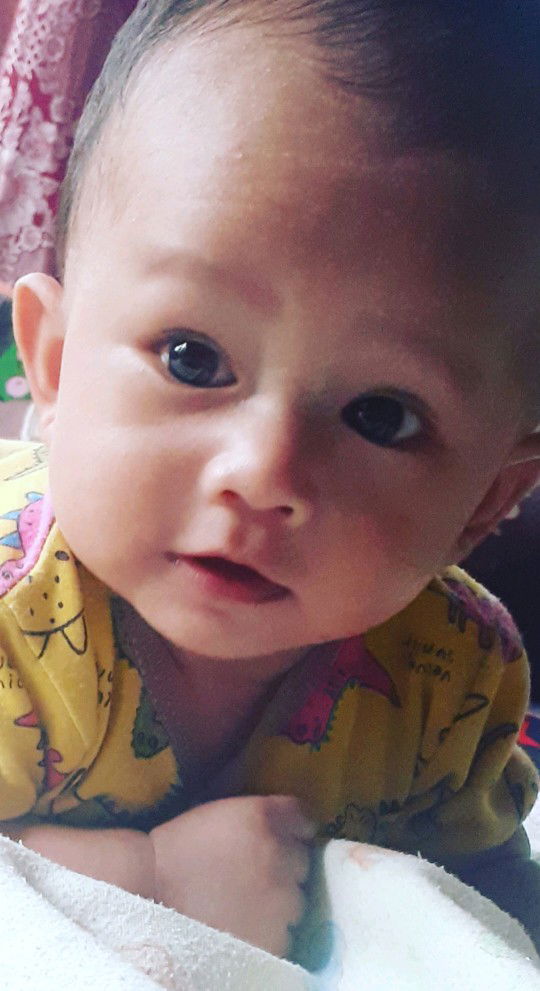 Mella Andari profile icon