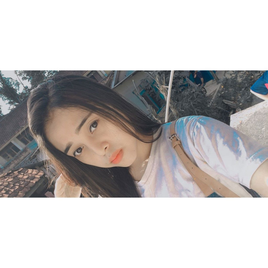 Nia Fakhira profile icon