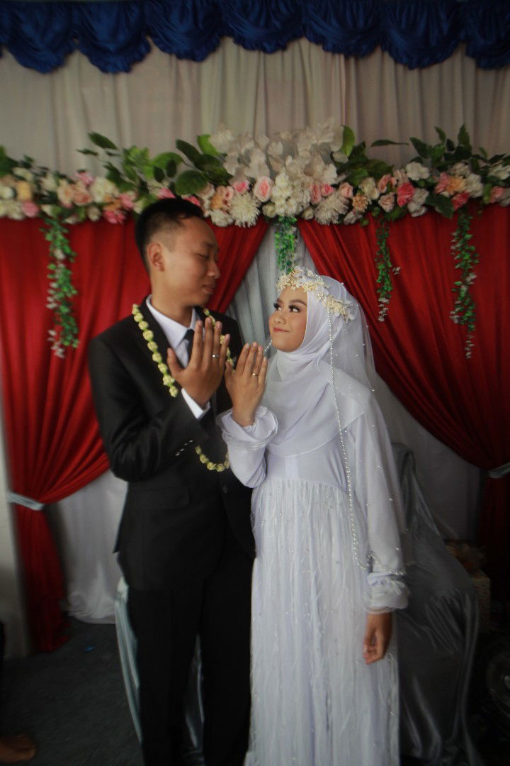 ena susilawati profile icon