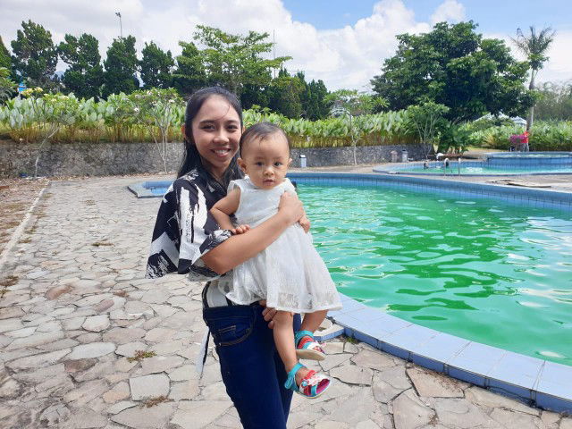 Claudia Eva profile icon