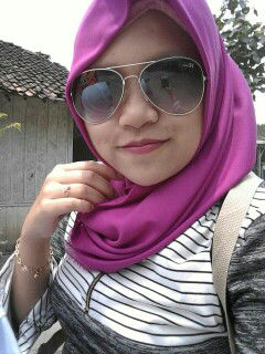 ika rosmia profile icon