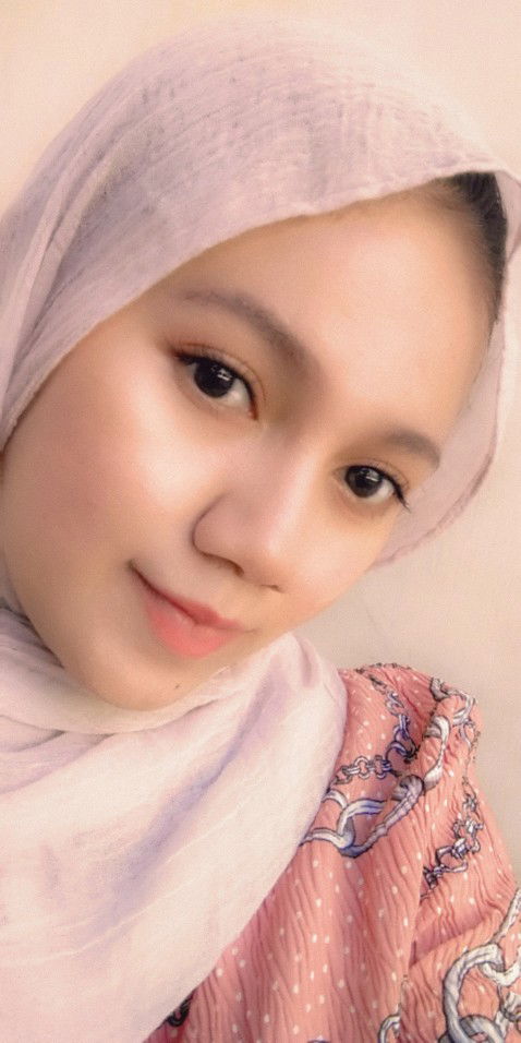 mega Yuniar profile icon