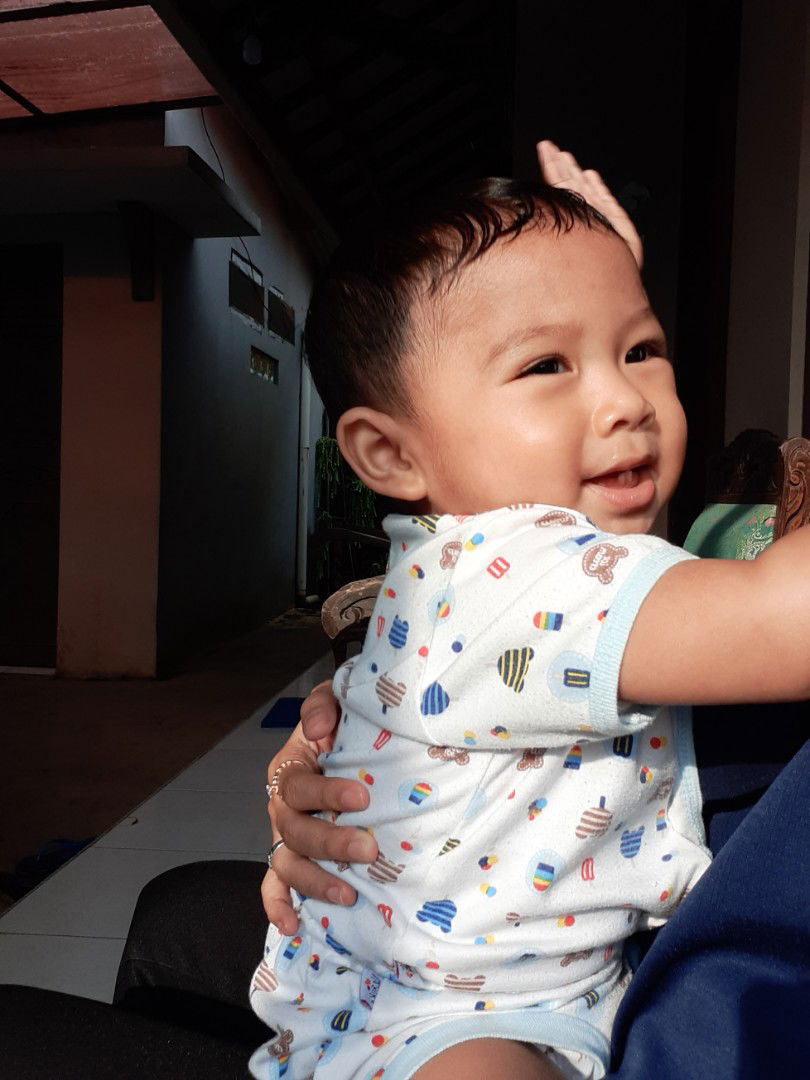 Yuni Triwahyuni profile icon