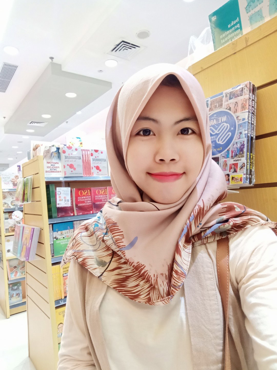 Risma Yanti profile icon