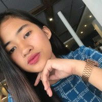 Jhenina Robles profile icon