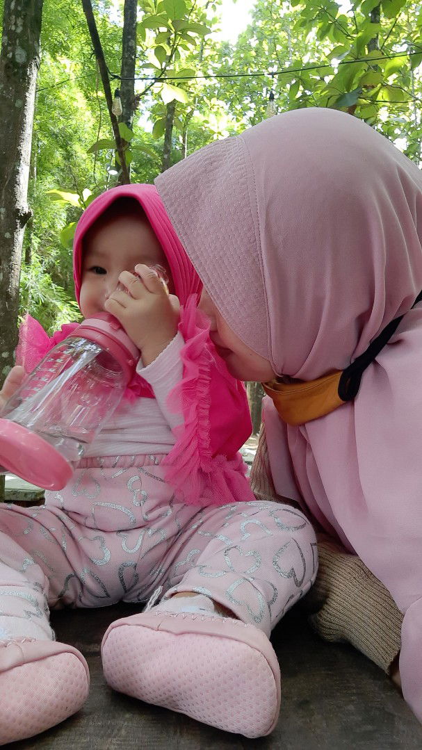 Risya Sutrisma profile icon