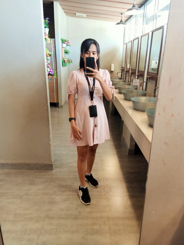 แต่งตัวไปทำงาน