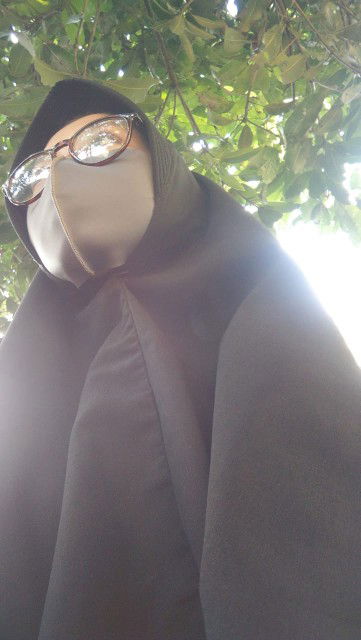 putry Nurhidayati profile icon