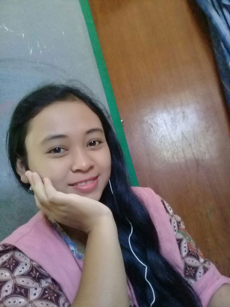 Nana Lucky Noviani profile icon