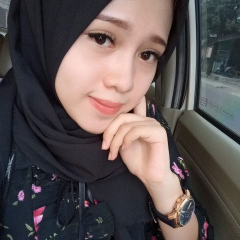 Riska Aysila Husna profile icon