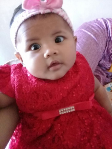 sayah mau tanya umur berapa minngu bayi bisa bergerak di dalam perut