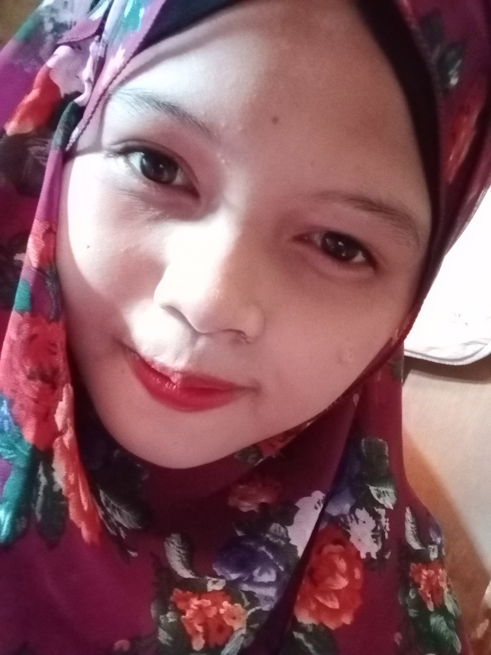 Indah Han profile icon