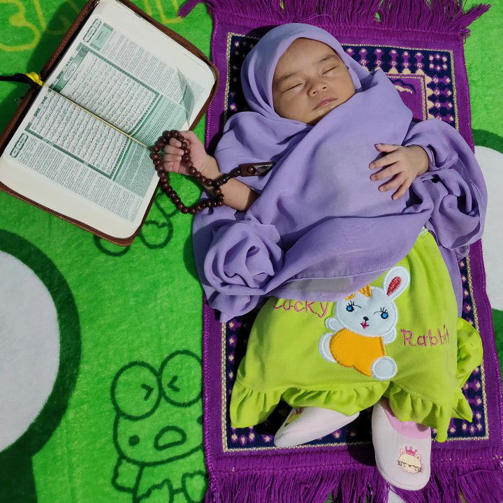 Restu Indah Saputri profile icon