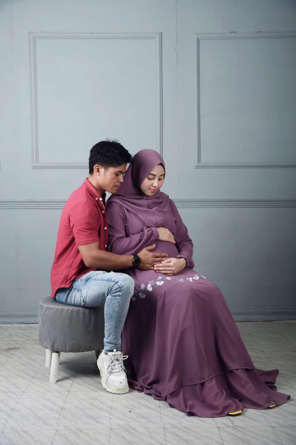 radha almeida profile icon