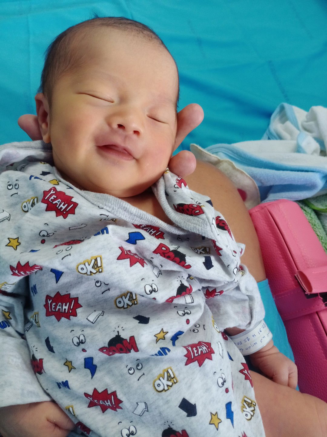 อ้อม นฤมล profile icon