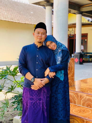 riana fitria profile icon