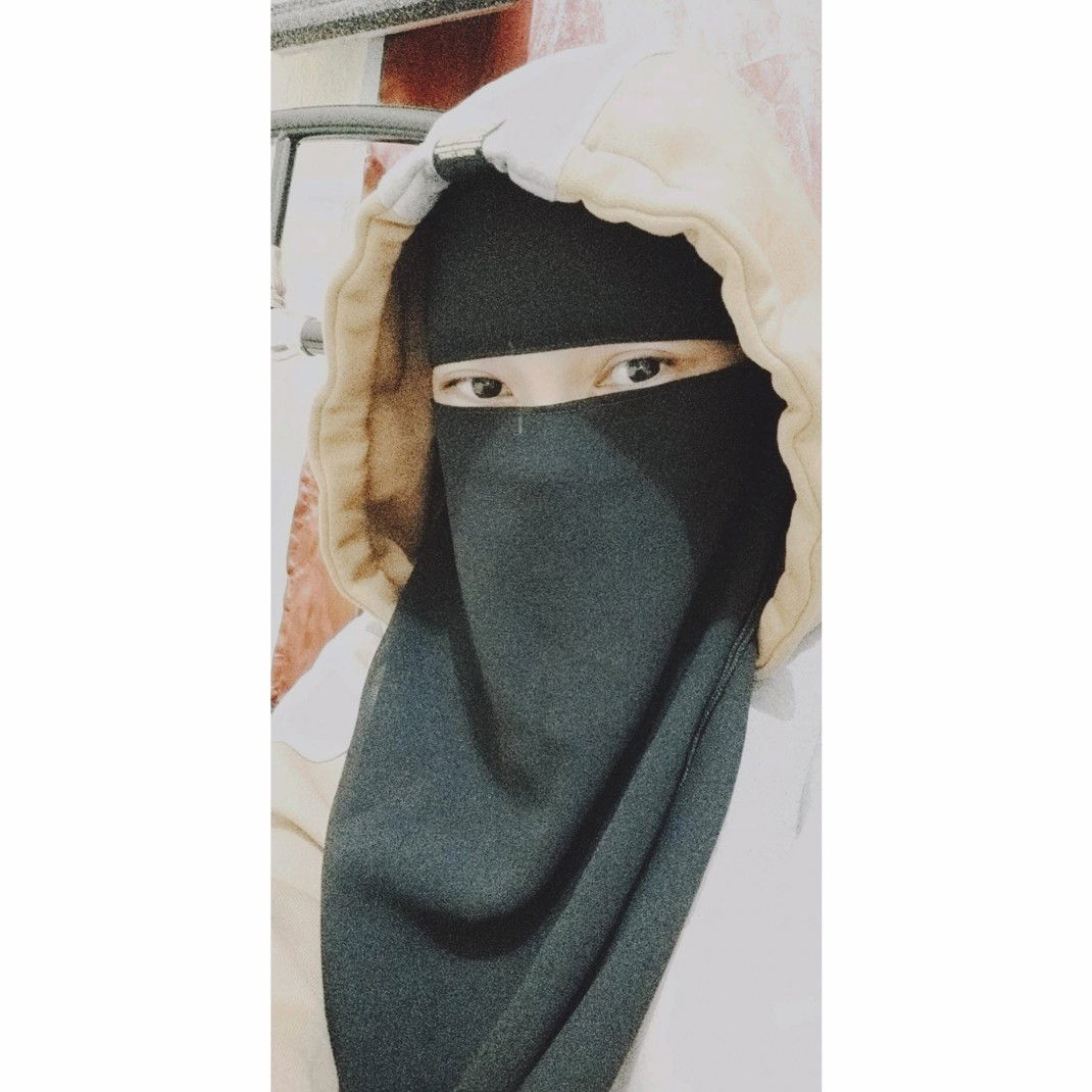 SeriWahyuni Beddu profile icon