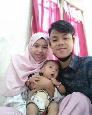 Devi Wahyunia profile icon