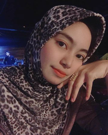 รุซนีตา ฮินนะ profile icon